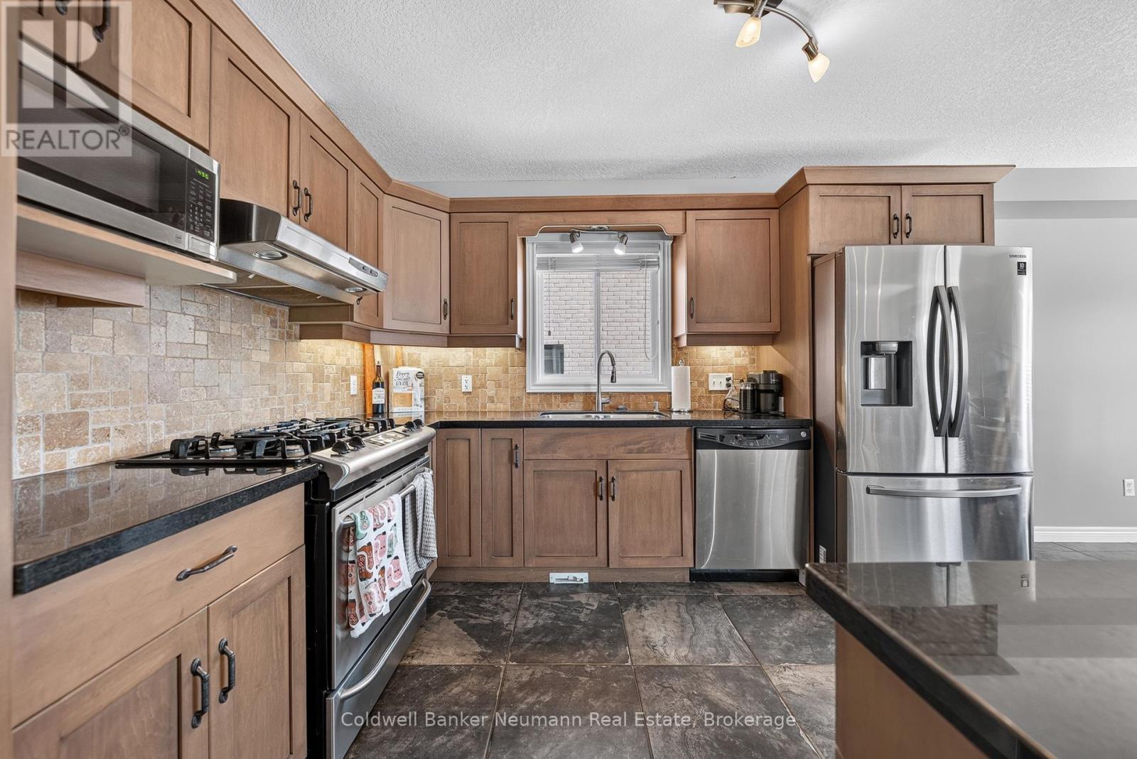 58 Washburn Drive, Guelph, Ontario  N1E 0B2 - Photo 11 - X13658686