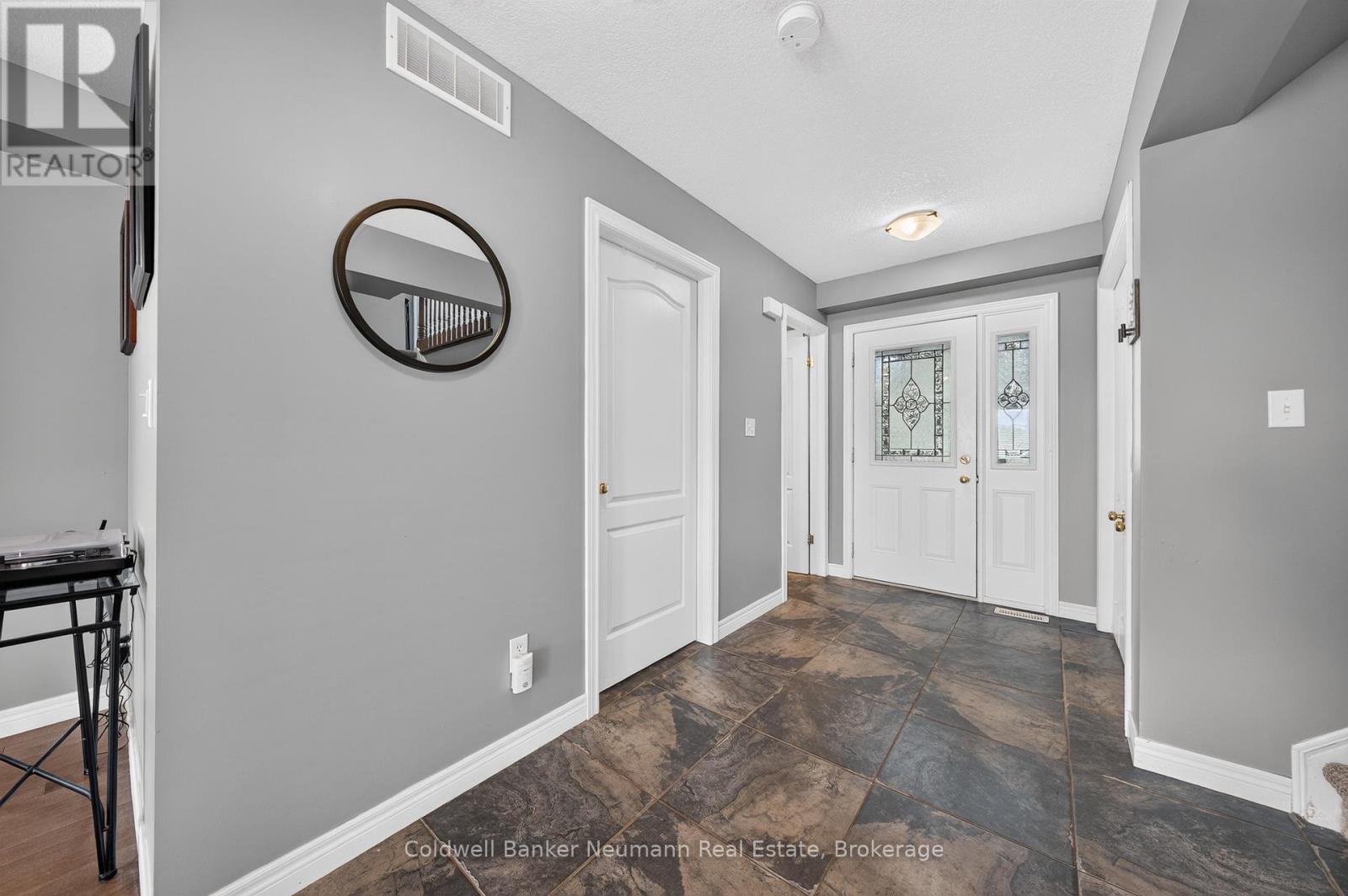 58 Washburn Drive, Guelph, Ontario  N1E 0B2 - Photo 5 - X13658686