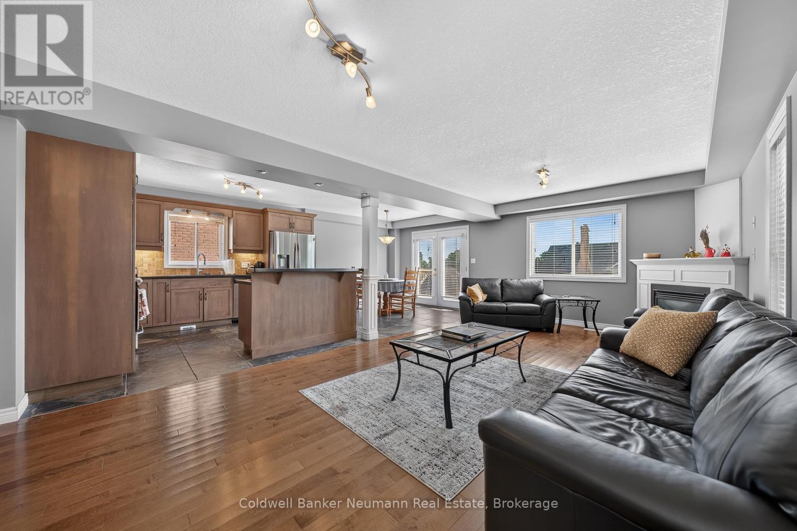 58 Washburn Drive, Guelph, Ontario  N1E 0B2 - Photo 6 - X13658686