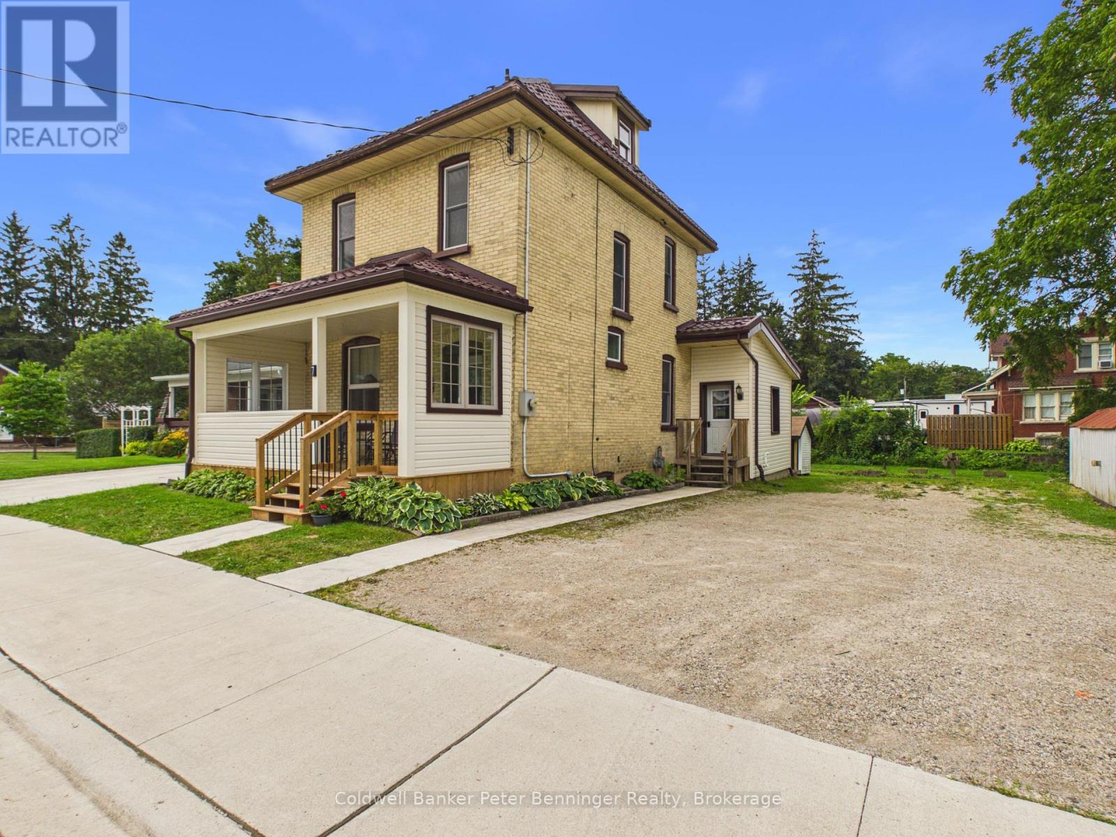 7 Yonge Street S, Brockton, Ontario  N0G 2V0 - Photo 1 - X13658706