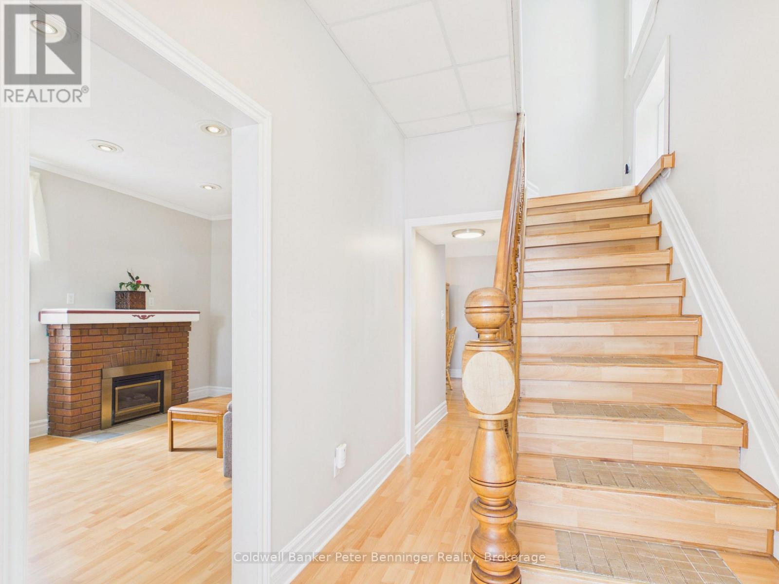 7 Yonge Street S, Brockton, Ontario  N0G 2V0 - Photo 5 - X13658706