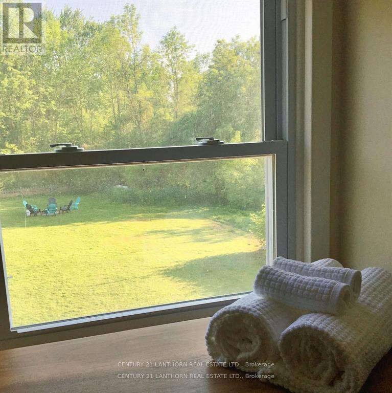 30 Stanley Street, Prince Edward County, Ontario  K0K 1G0 - Photo 11 - X13658780