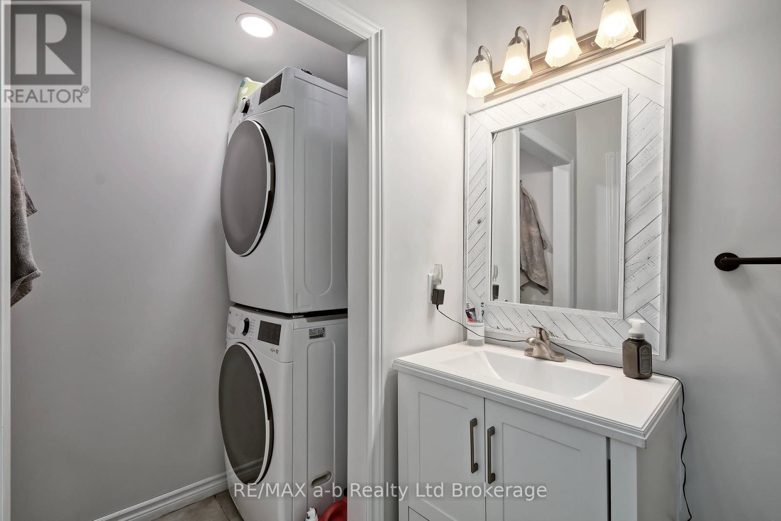305 Robinson Street, Woodstock, Ontario  N4S 3B8 - Photo 31 - X13131530