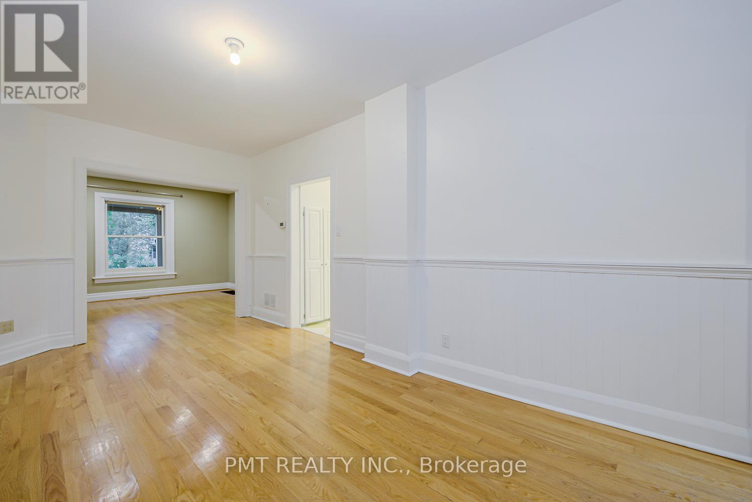 47 Herbert Avenue, Toronto, Ontario  M4L 3P8 - Photo 7 - E13658670