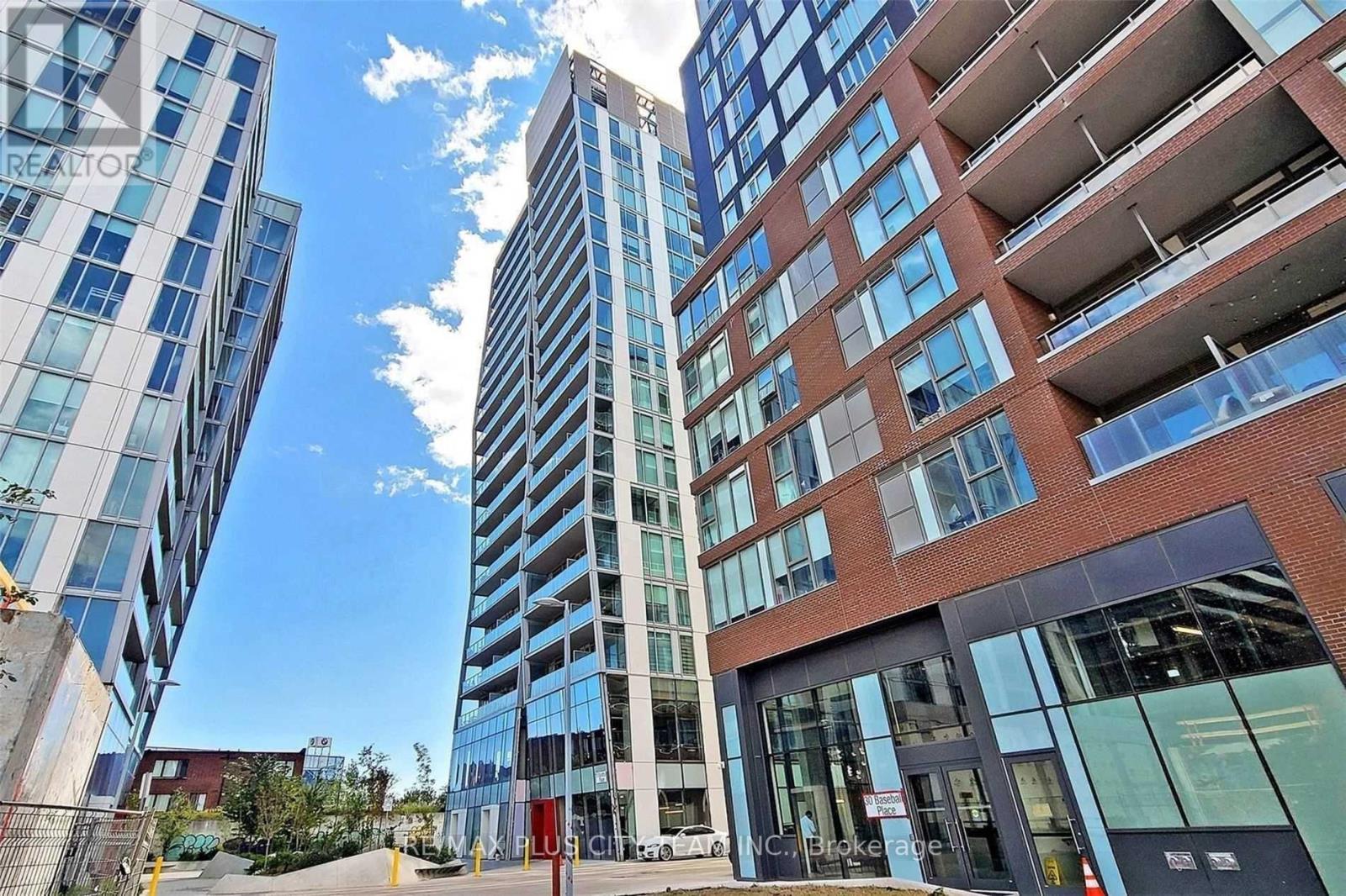 305 - 15 BASEBALL PLACE, Toronto, Ontario