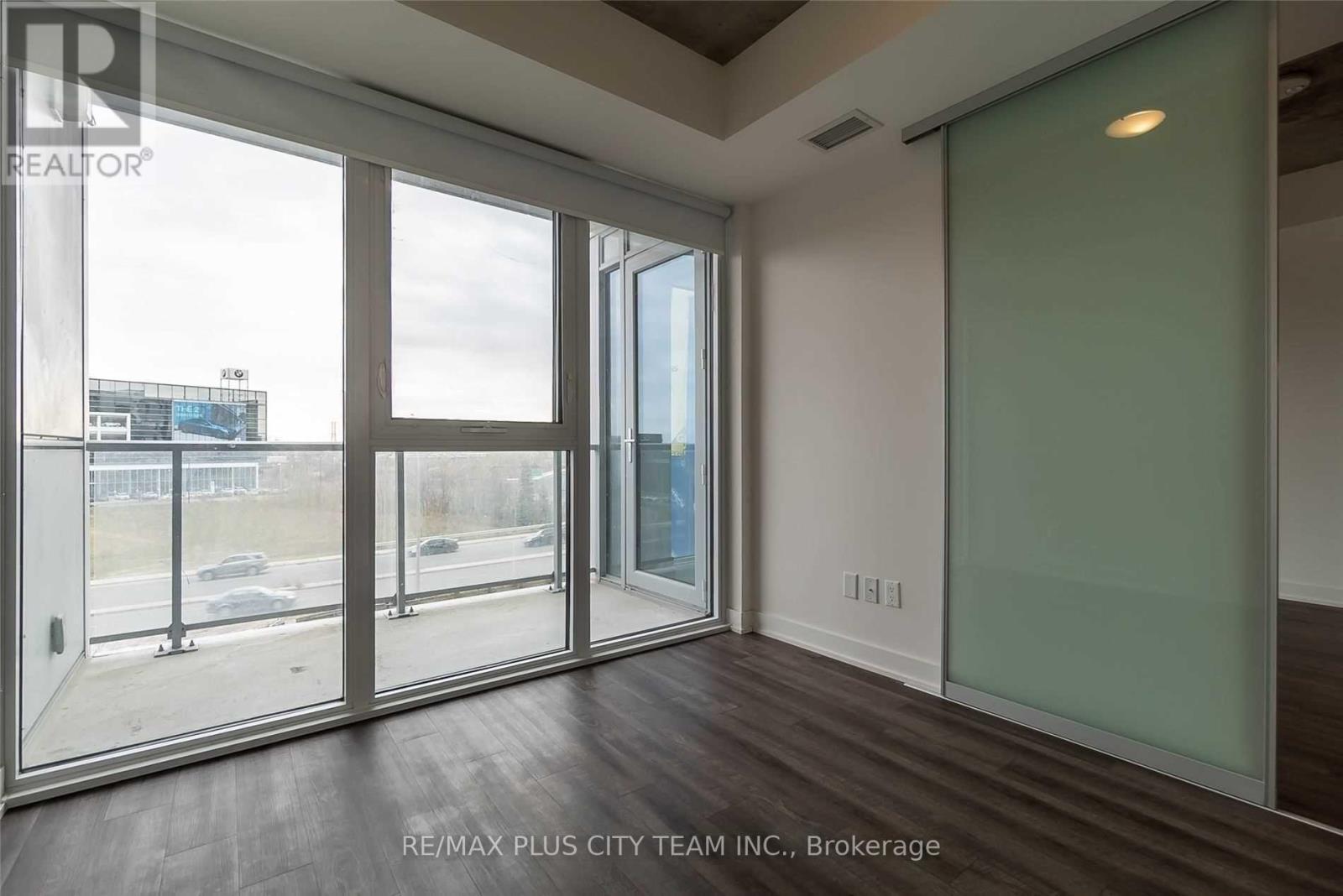 305 - 15 Baseball Place, Toronto, Ontario  M4M 0E7 - Photo 10 - E13658760