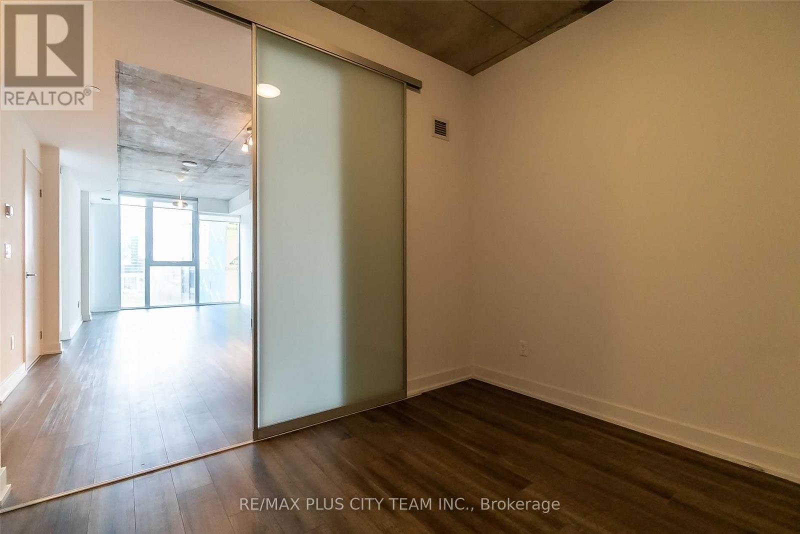 305 - 15 Baseball Place, Toronto, Ontario  M4M 0E7 - Photo 17 - E13658760