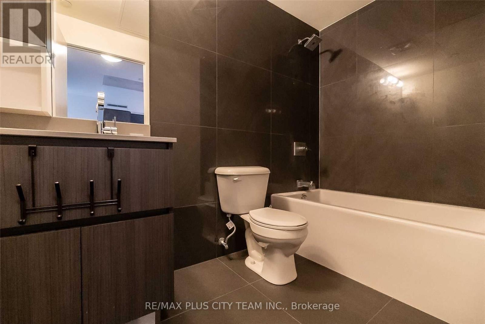 305 - 15 Baseball Place, Toronto, Ontario  M4M 0E7 - Photo 18 - E13658760
