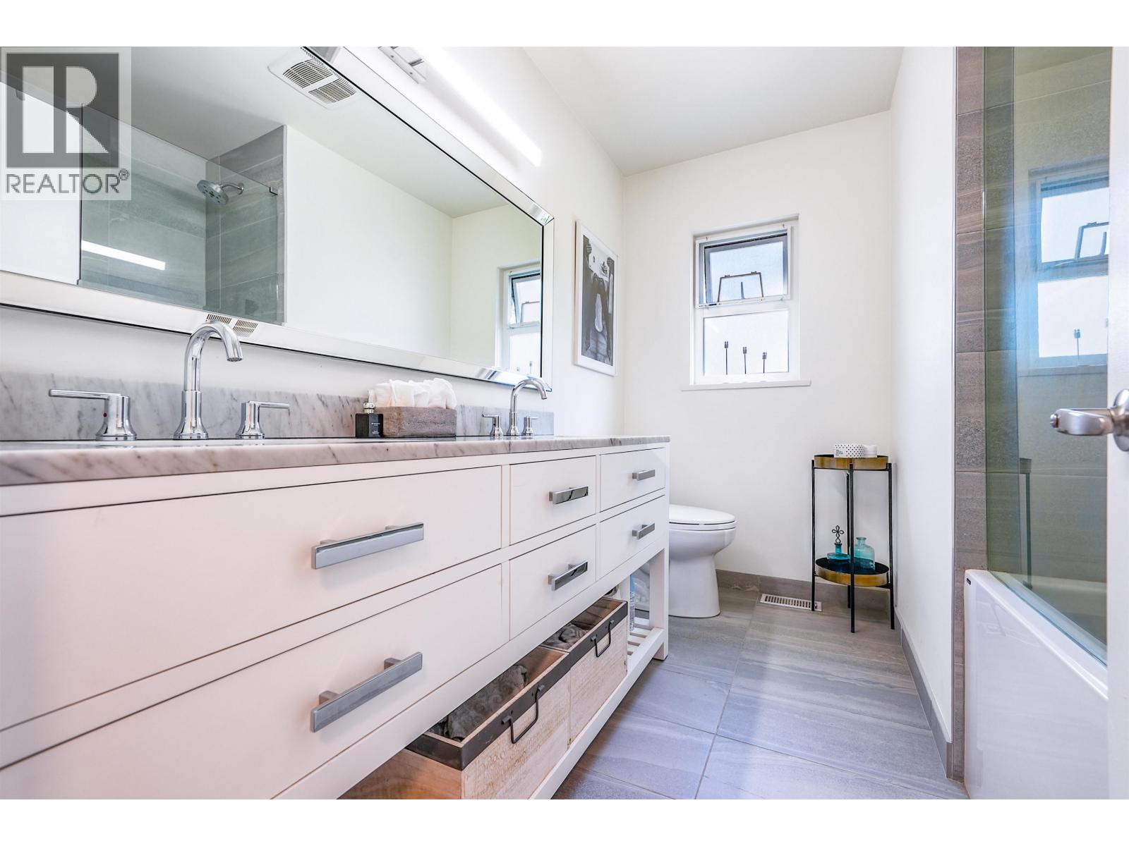 3277 Chesterfield Avenue, North Vancouver, British Columbia  V7N 3M8 - Photo 14 - R3154127