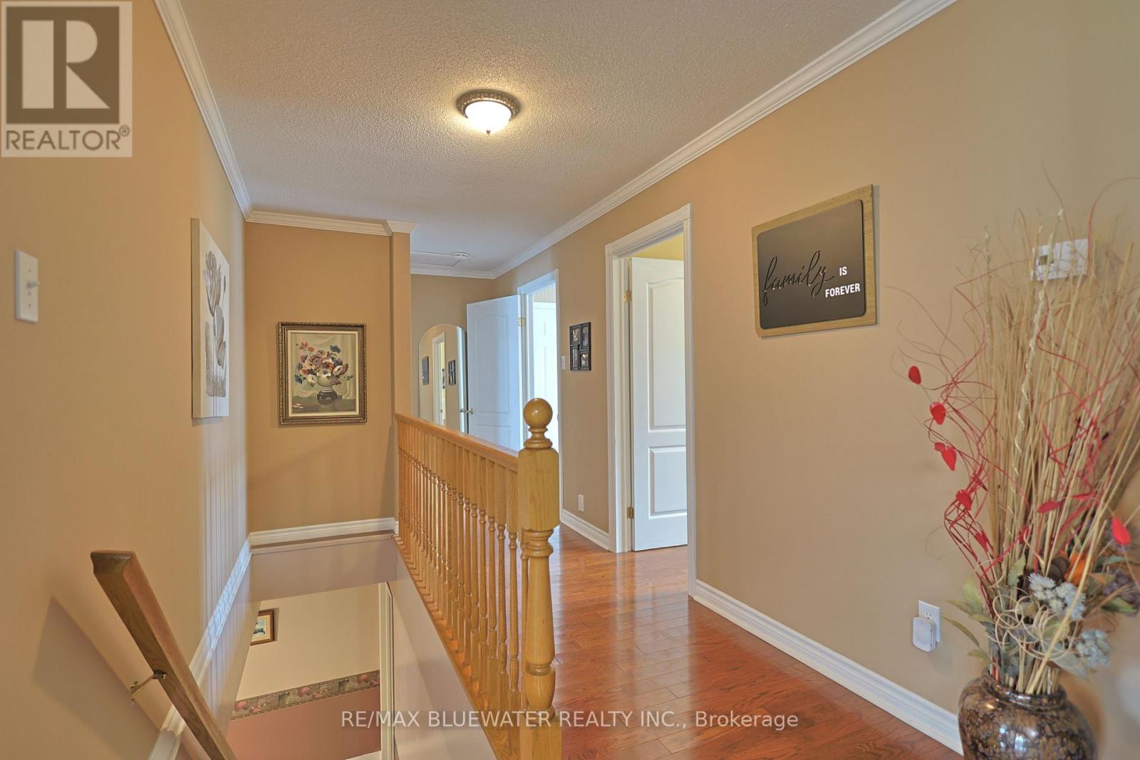 365 Station Street, North Middlesex, Ontario  N0M 2K0 - Photo 33 - X13658766