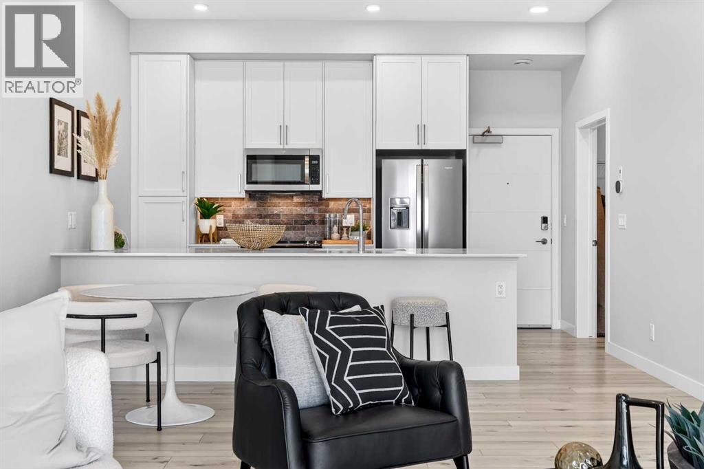 423, 255 Les Jardins Park SE, Calgary, Alberta
