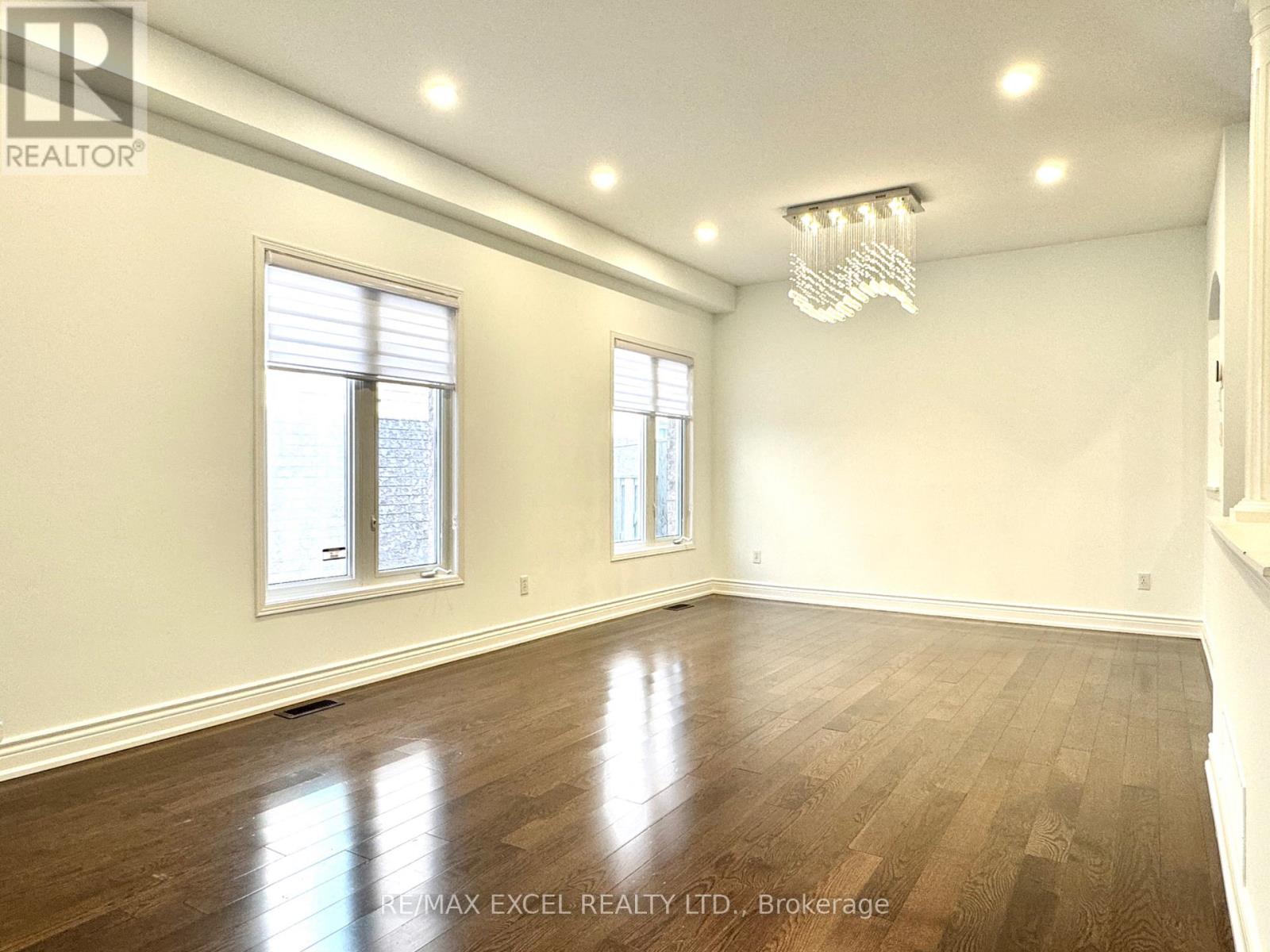 13 Brooksmill Lane, Markham (Berczy), Ontario  L6C 2C9 - Photo 4 - N13658712