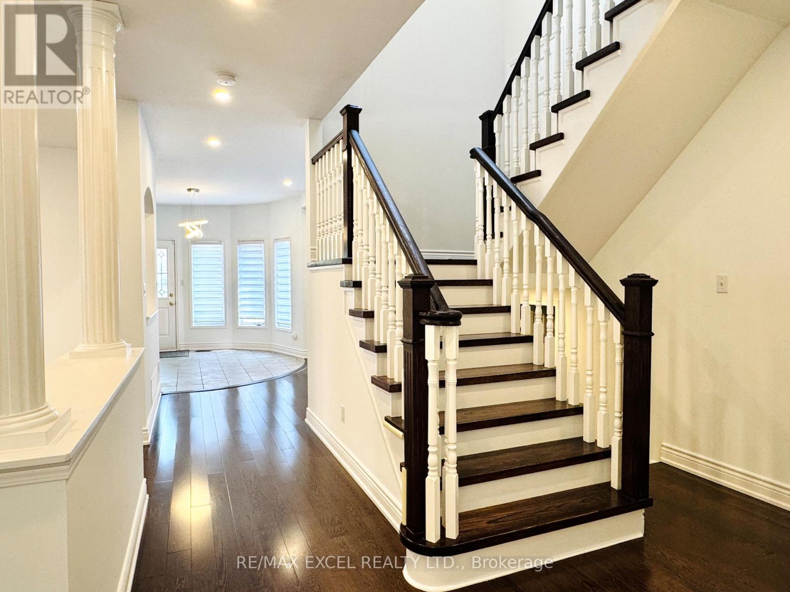 13 Brooksmill Lane, Markham (Berczy), Ontario  L6C 2C9 - Photo 6 - N13658712