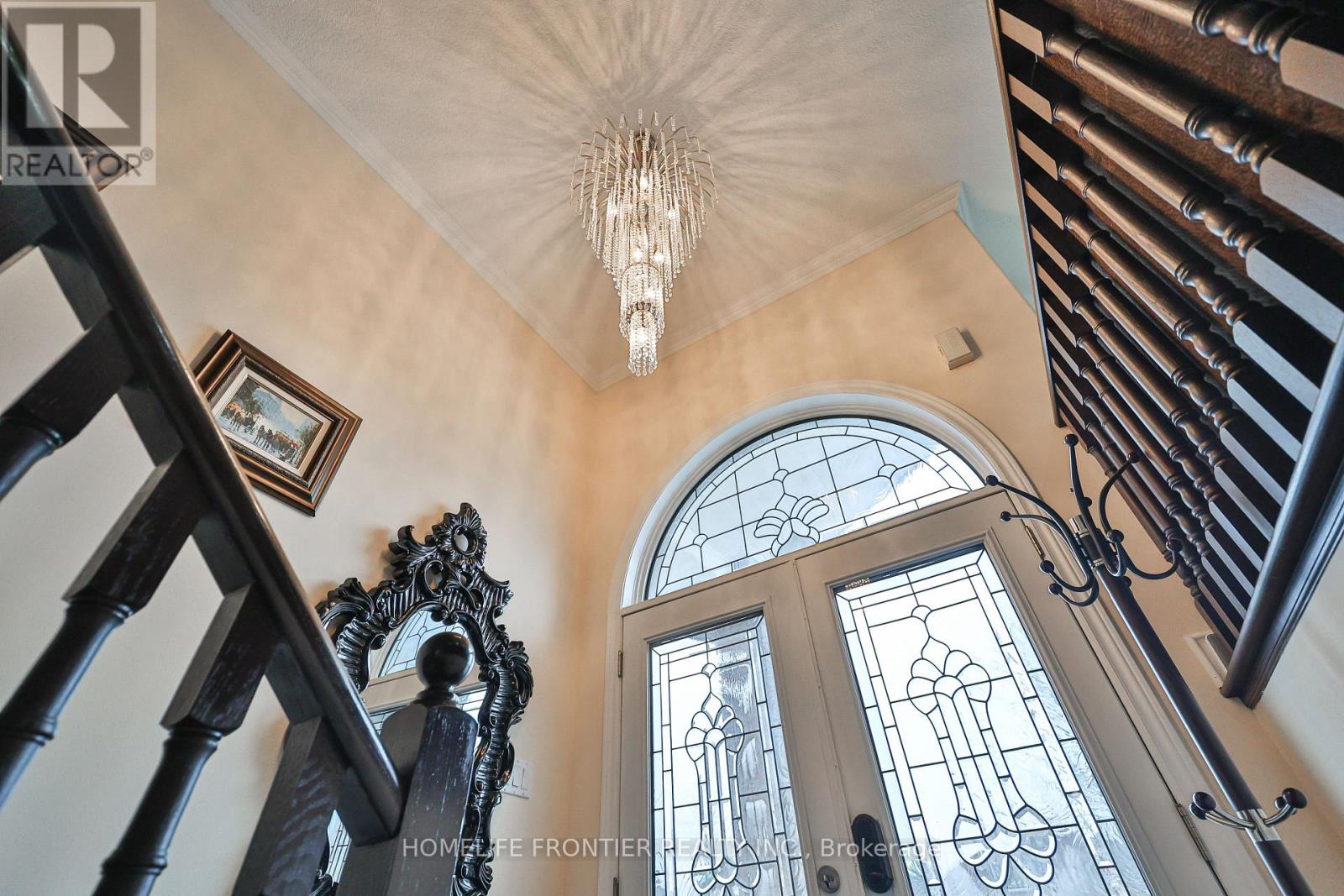 30 Saint Avenue, Bradford West Gwillimbury (Bradford), Ontario  L3Z 3E6 - Photo 3 - N13658774