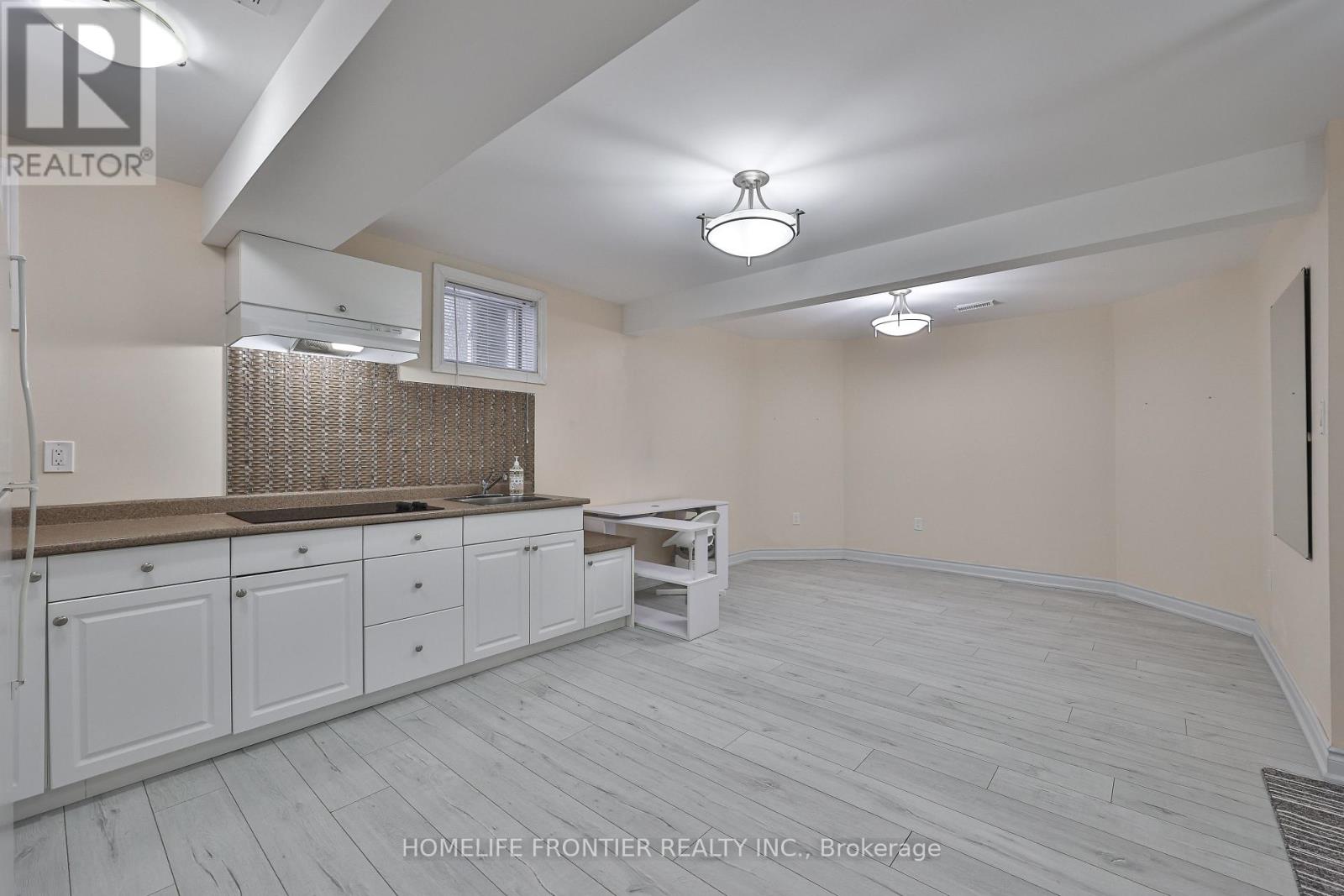 30 Saint Avenue, Bradford West Gwillimbury (Bradford), Ontario  L3Z 3E6 - Photo 36 - N13658774