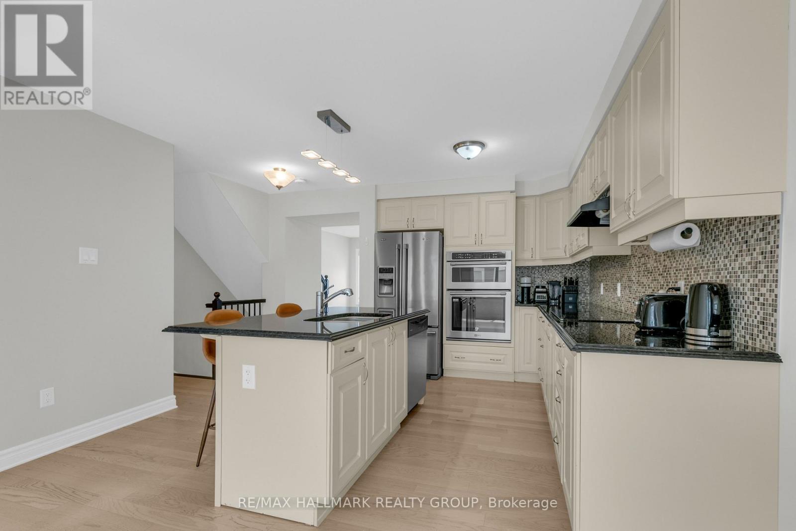 167 Gelderland Private, Ottawa, Ontario  K2V 0H8 - Photo 10 - X13658678