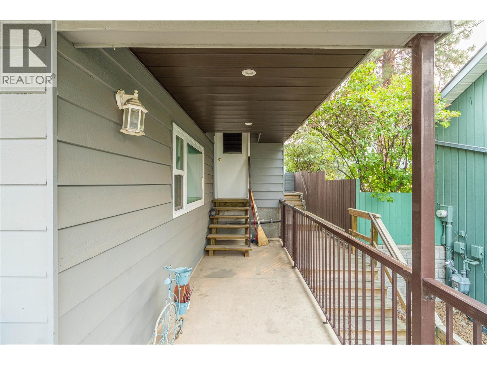 210 Robson Drive, Kamloops, British Columbia  V2E 1W1 - Photo 19 - 10395372