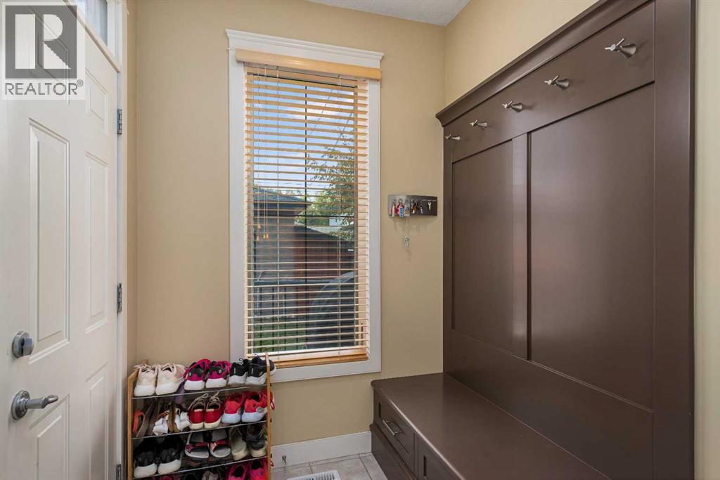 2526 3 Avenue NW, Calgary, Alberta  T2N 0L3 - Photo 12 - A2335898