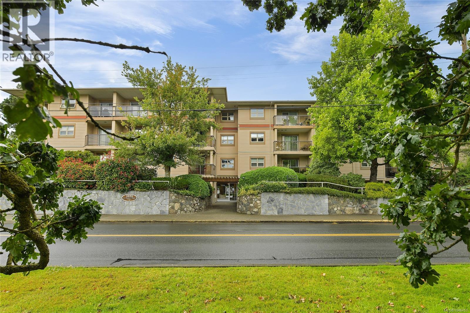 301 1694 Cedar Hill Cross Rd