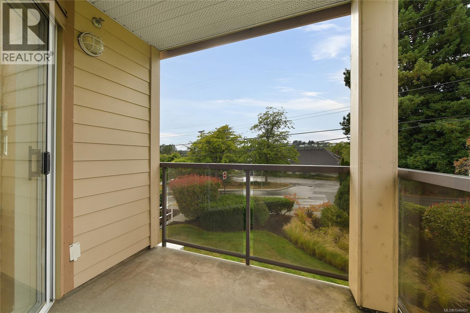 301 1694 Cedar Hill Cross Rd