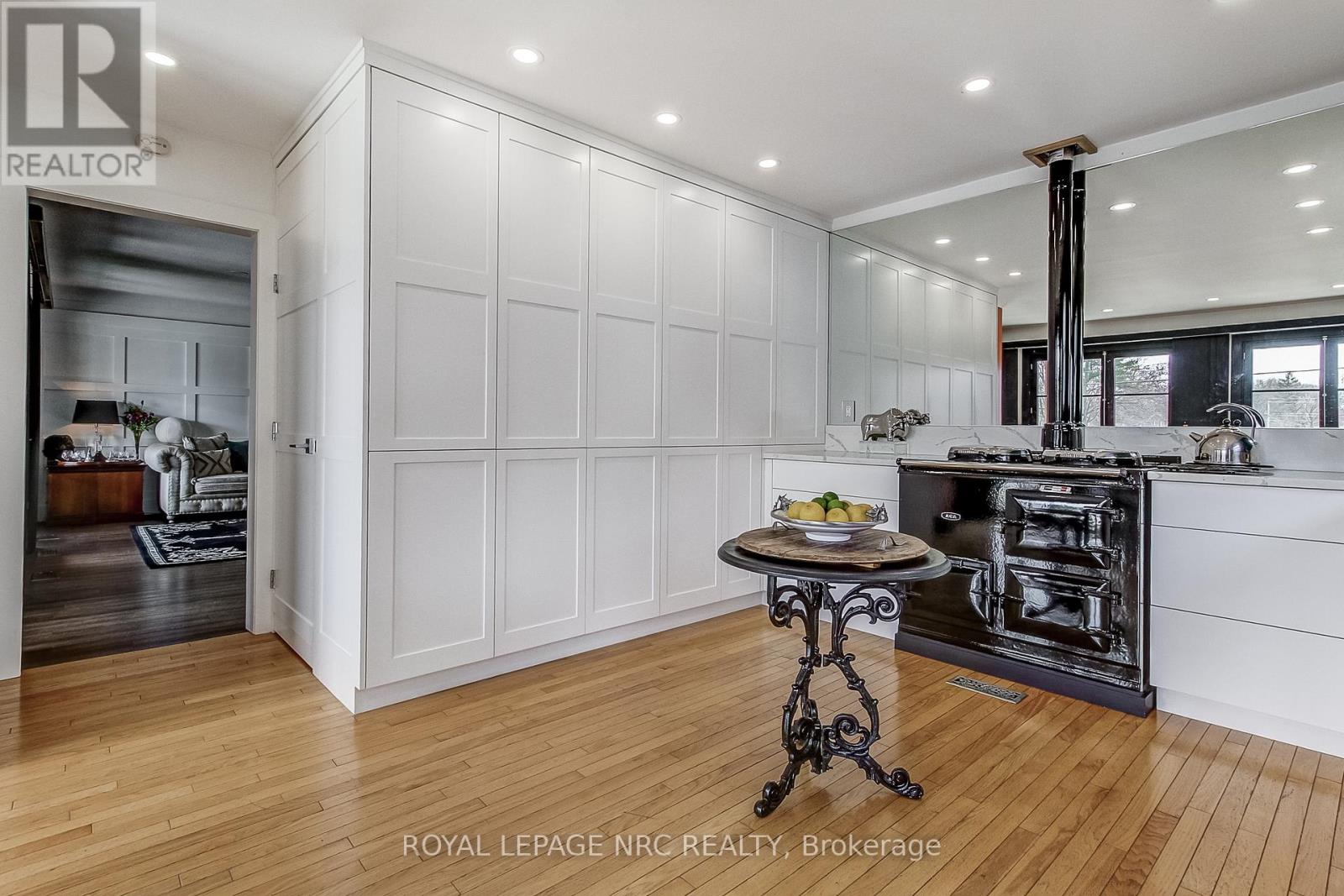 33 Gage Street, Niagara-On-The-Lake, Ontario  L0S 1J0 - Photo 11 - X13658674