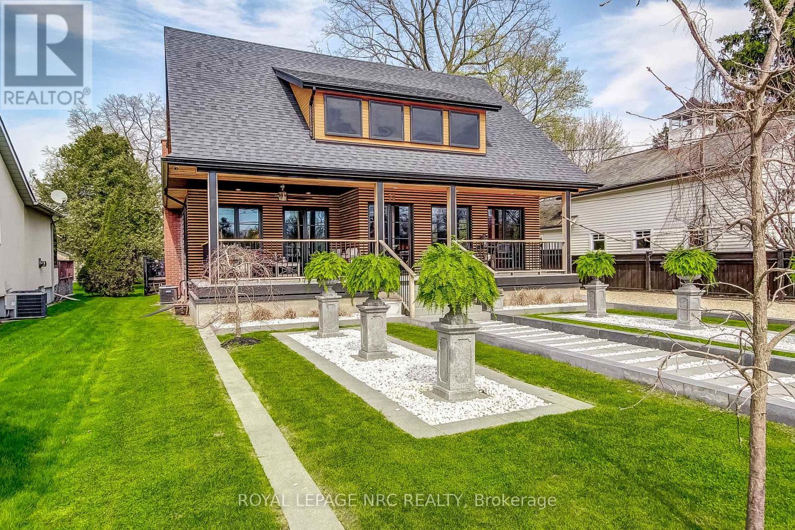33 Gage Street, Niagara-On-The-Lake, Ontario  L0S 1J0 - Photo 2 - X13658674