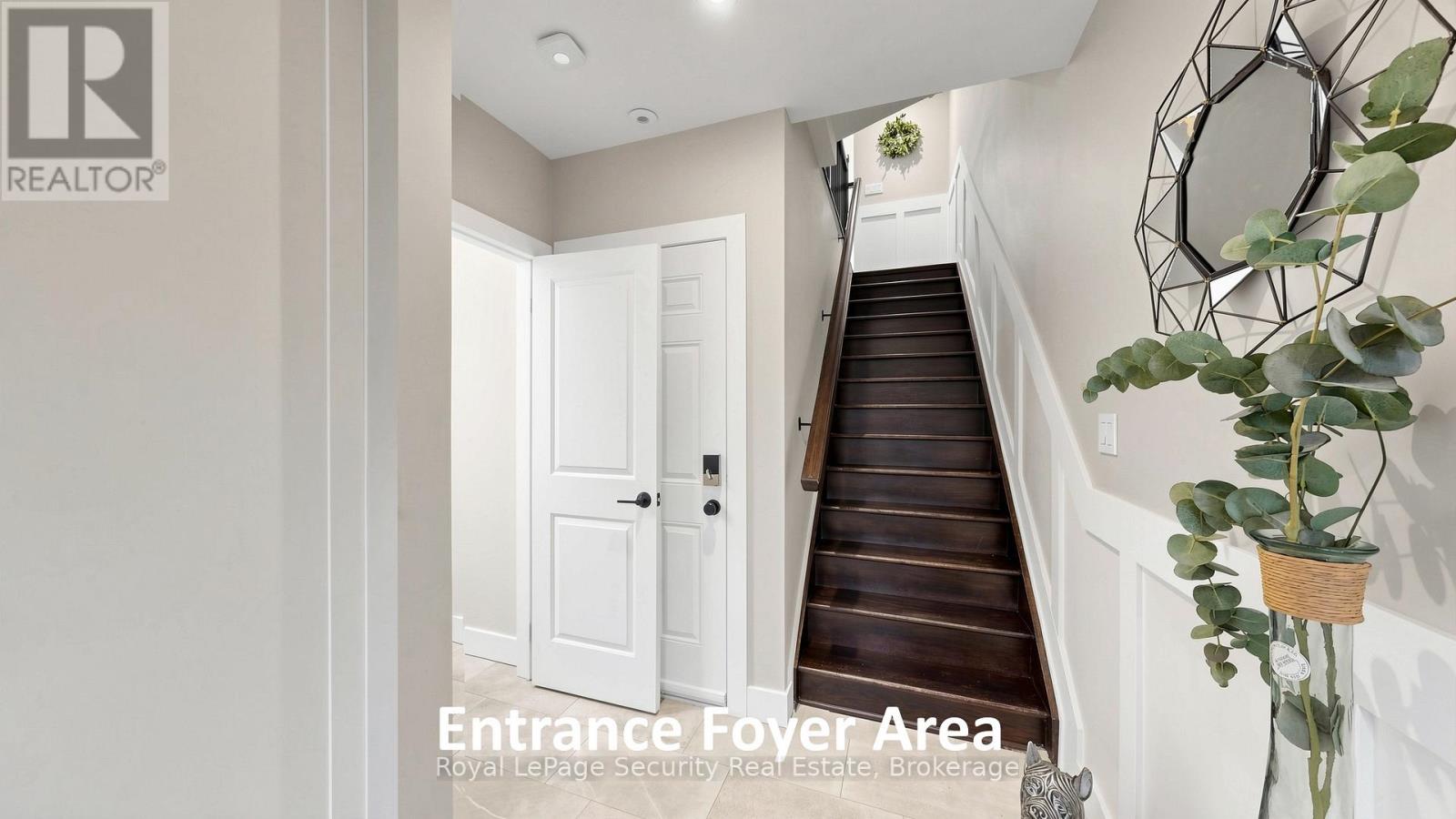 1830 Burnhamthorpe Road E, Mississauga, Ontario  L4X 2S5 - Photo 5 - W13658732