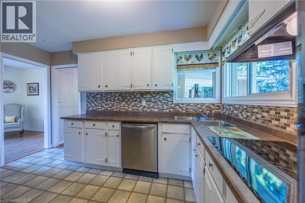 18 Elm Avenue, Hagersville, Ontario  N0A 1H0 - Photo 12 - 40854476