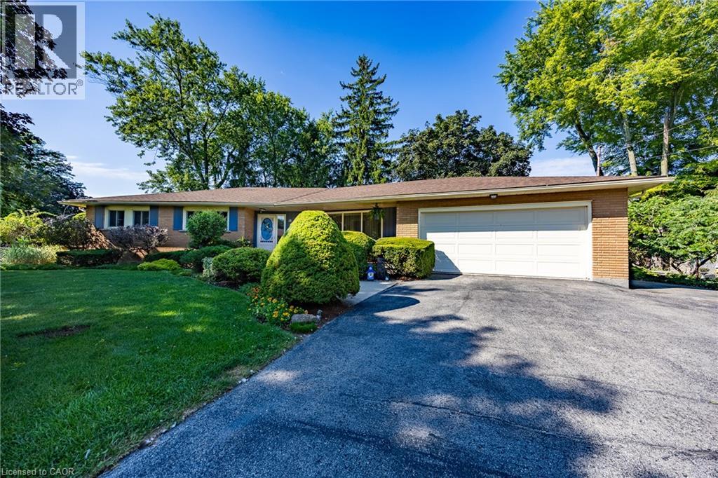 18 Elm Avenue, Hagersville, Ontario  N0A 1H0 - Photo 2 - 40854476