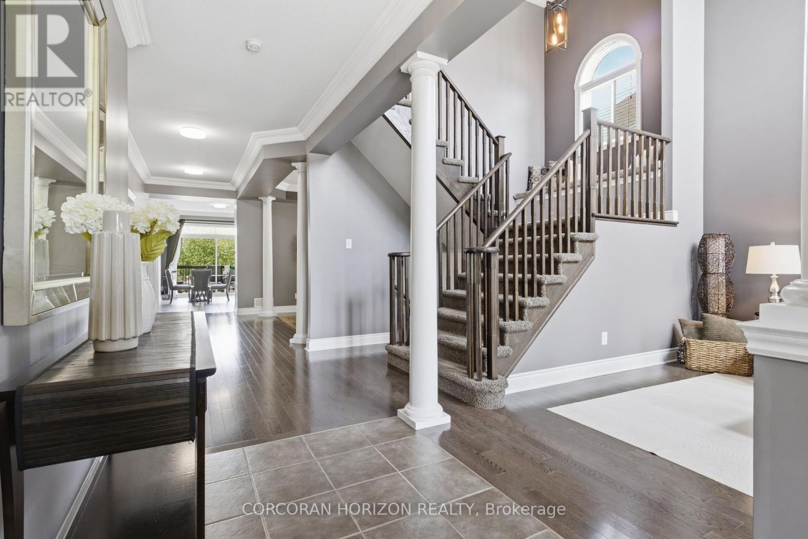 905 Marigold Court, Kitchener, Ontario  N2P 2Y3 - Photo 5 - X13658680