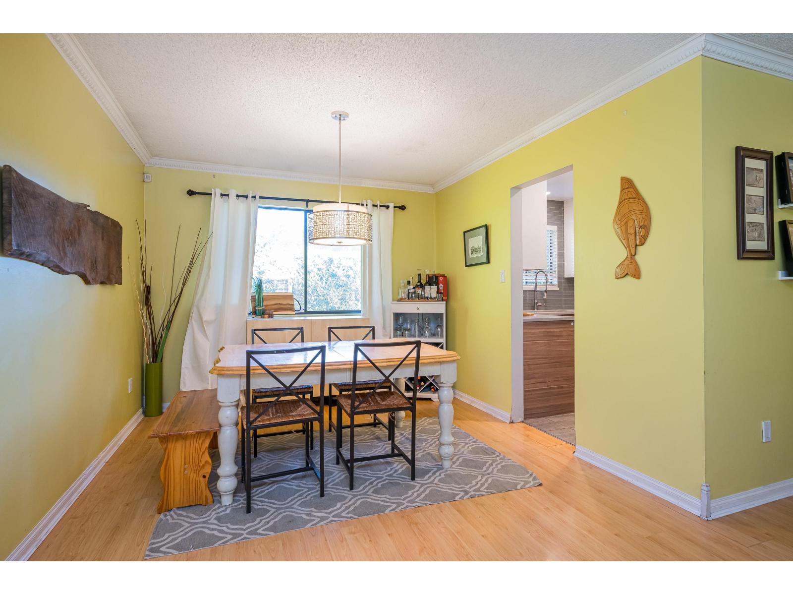 14603 101a Avenue, Surrey, British Columbia  V3R 7E2 - Photo 4 - R3154225