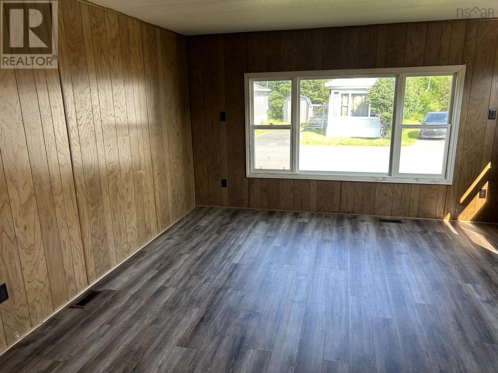 18 Twin Rivers Trailer Court, Stellarton, Nova Scotia  B0K 0A3 - Photo 3 - 202616927