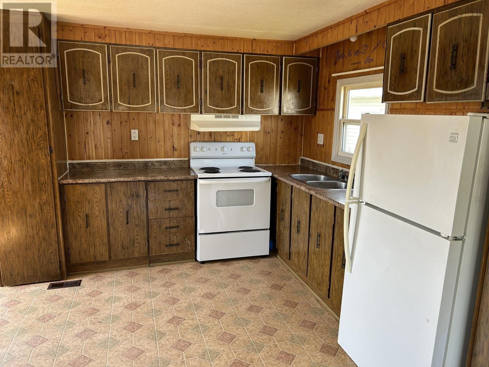 18 Twin Rivers Trailer Court, Stellarton, Nova Scotia  B0K 0A3 - Photo 5 - 202616927