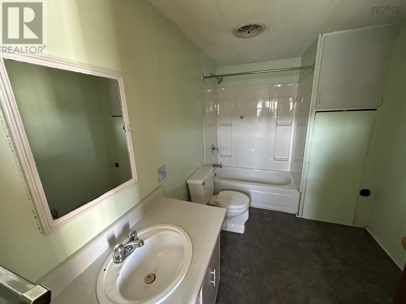 18 Twin Rivers Trailer Court, Stellarton, Nova Scotia  B0K 0A3 - Photo 9 - 202616927