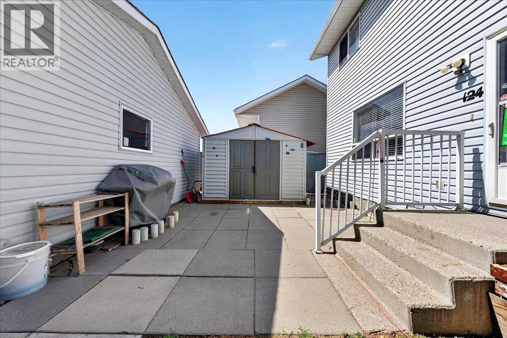 124 Martinwood Court NE, Calgary, Alberta  T3J 3H2 - Photo 24 - A2309394