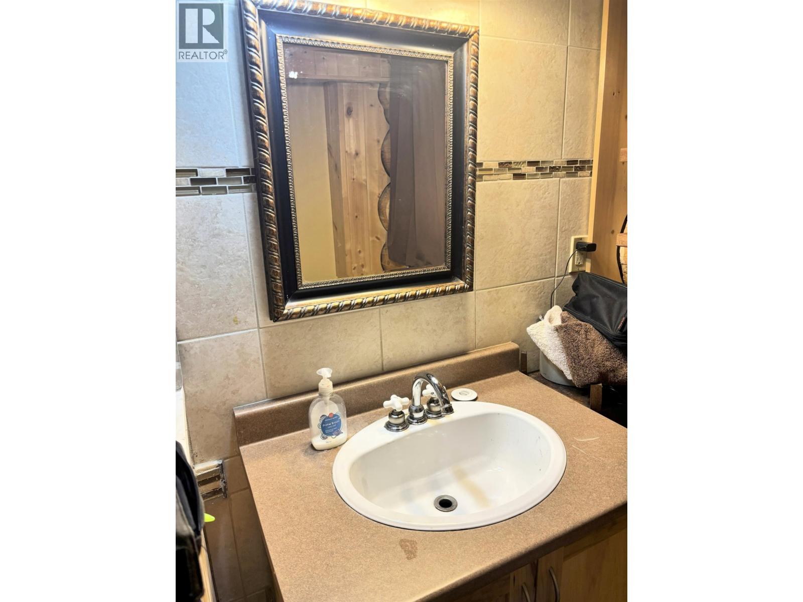 17025 35 Highway, Burns Lake, British Columbia  V0J 1E2 - Photo 33 - R3153865