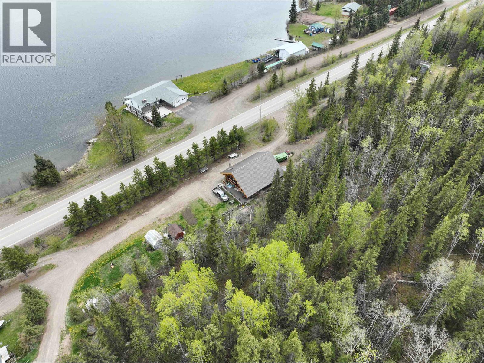 17025 35 Highway, Burns Lake, British Columbia  V0J 1E2 - Photo 6 - R3153865