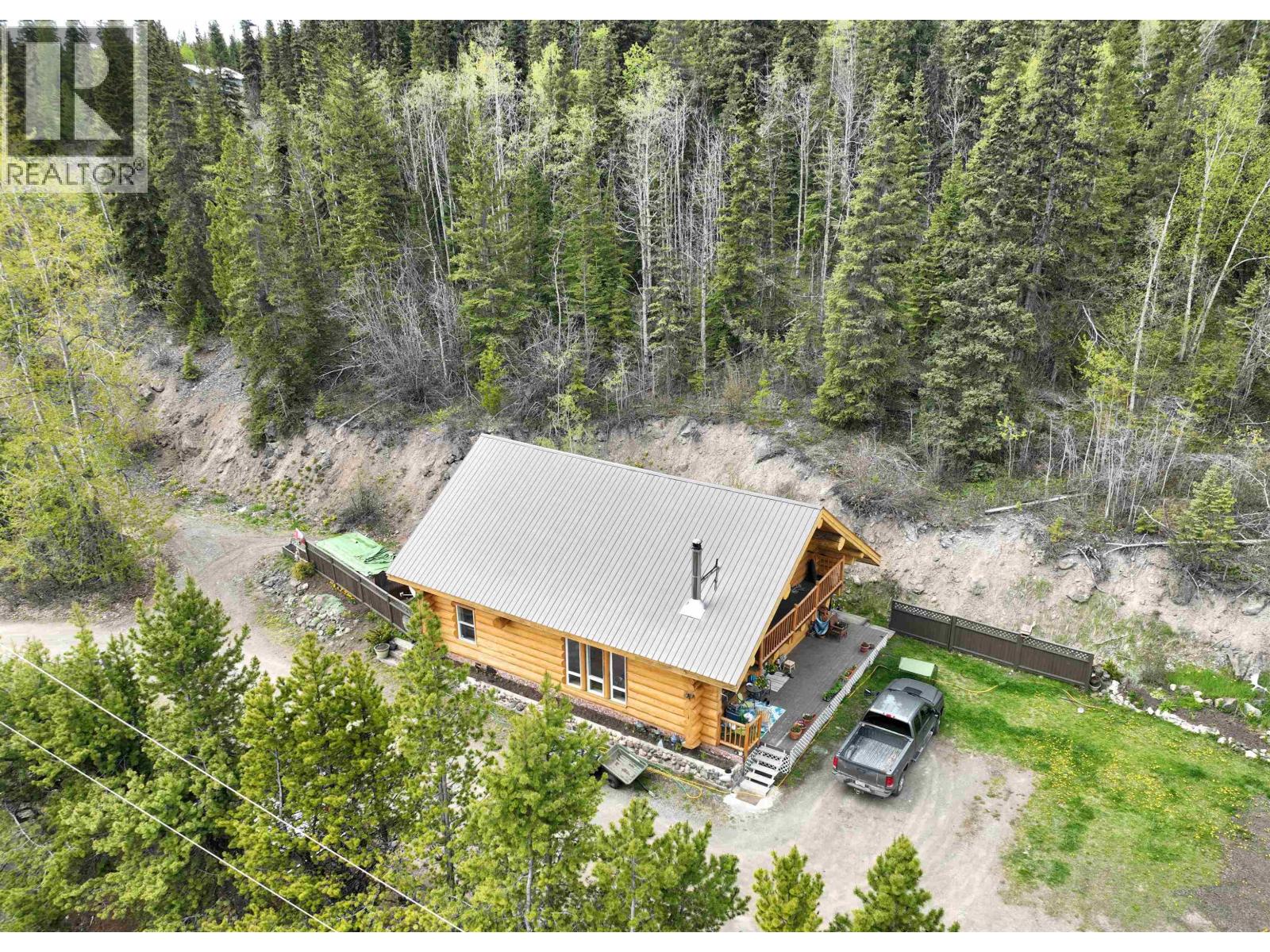 17025 35 Highway, Burns Lake, British Columbia  V0J 1E2 - Photo 4 - R3153865