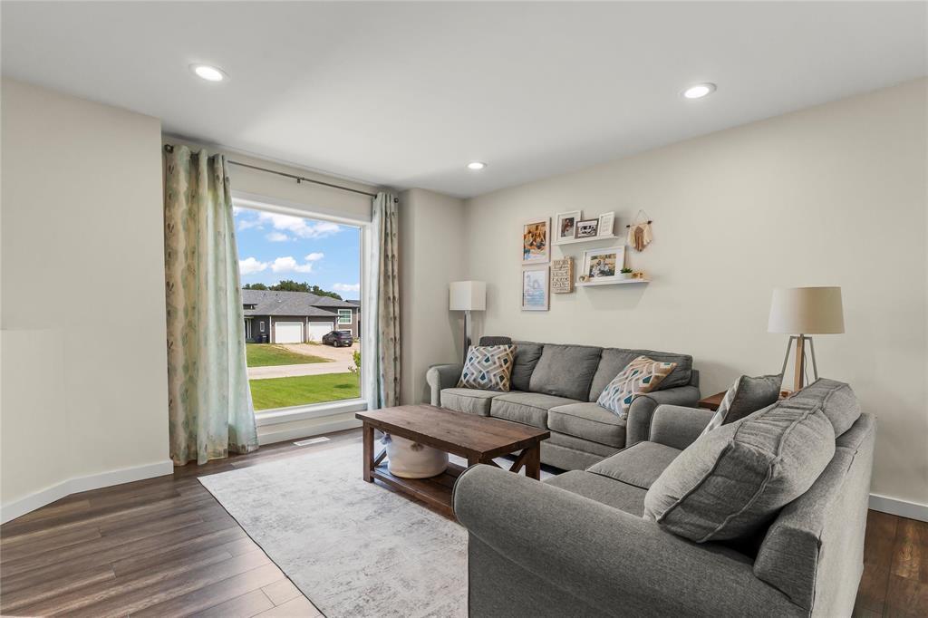 5 Briarwood Avenue, Kleefeld, Manitoba R0A 0V2 - Photo 7 - 202620005