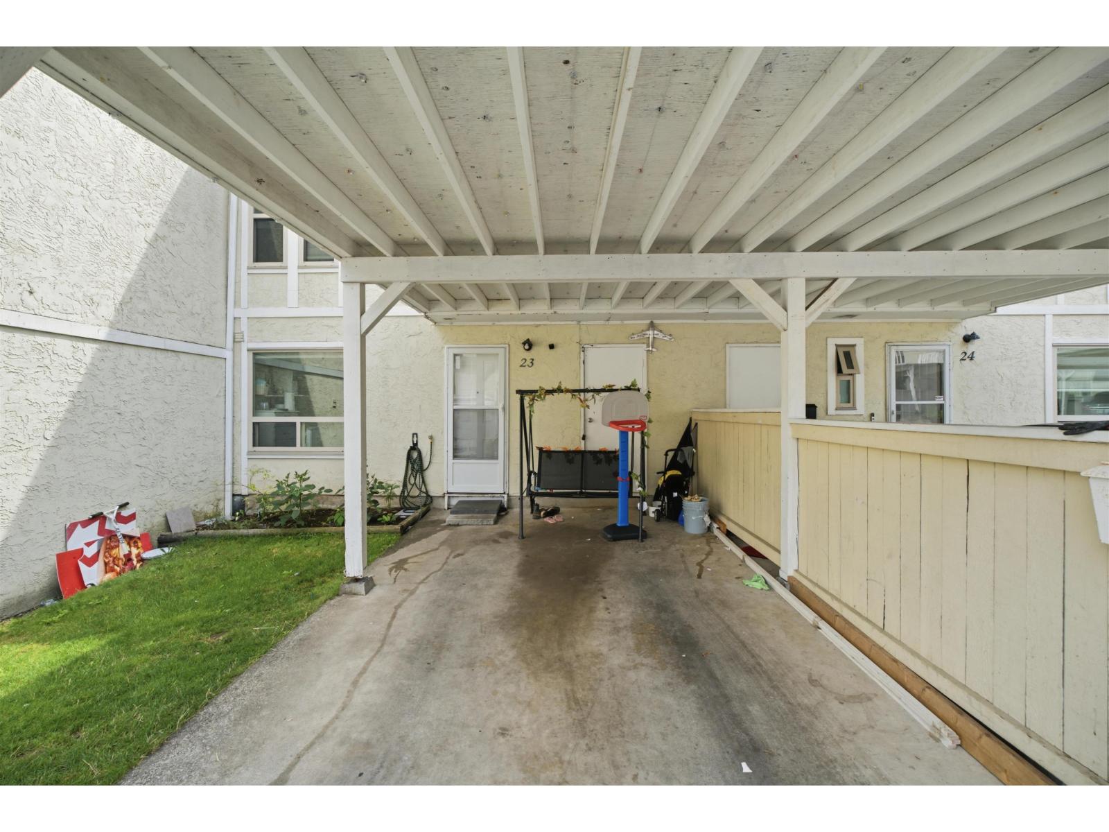 23 3075 Trethewey Street, Abbotsford, British Columbia  V2T 3R4 - Photo 2 - R3153587
