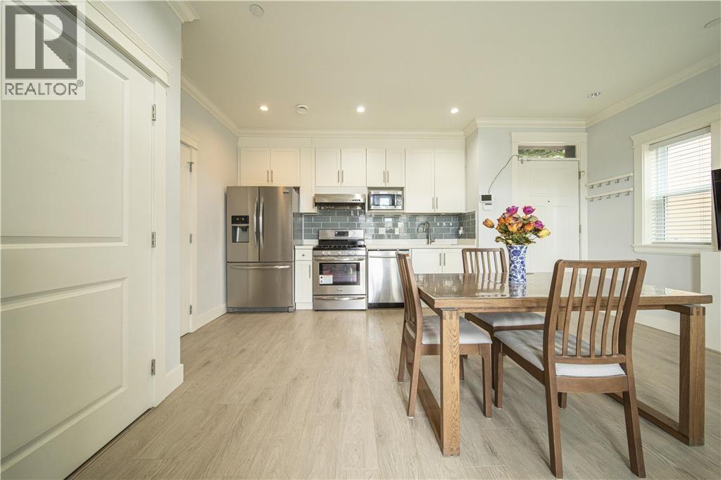 2216 Mannering Avenue, Vancouver, British Columbia V5N 3C4 - Photo 9 - R3153825