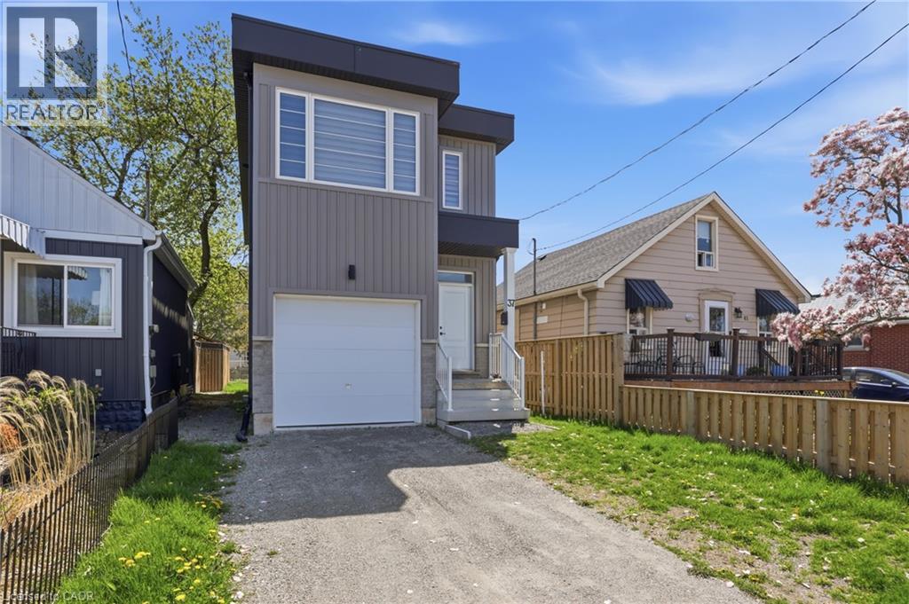 37 Delena Avenue S, Hamilton, Ontario  L8H 1B7 - Photo 2 - 40850826