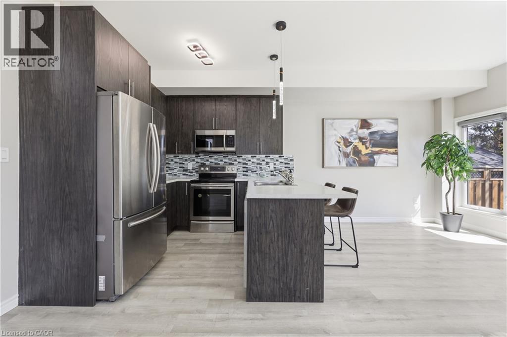 37 Delena Avenue S, Hamilton, Ontario  L8H 1B7 - Photo 8 - 40850826