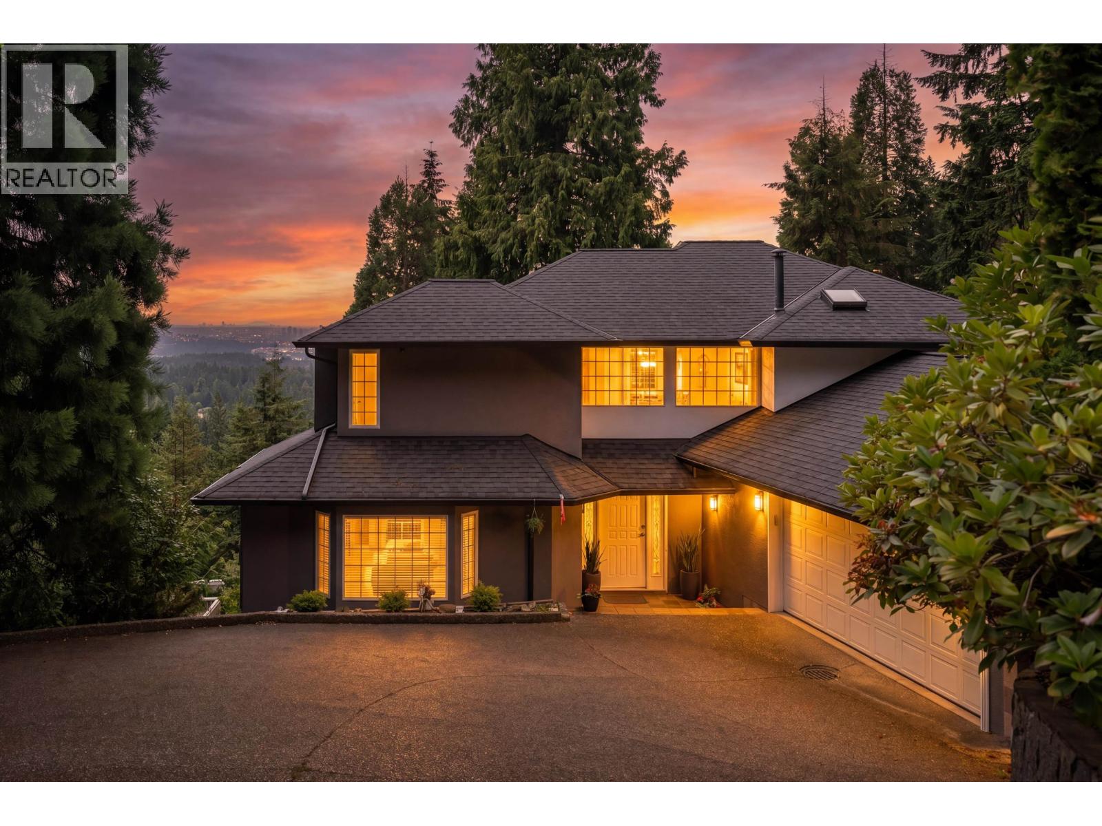 1241 COLEMAN STREET, North Vancouver, British Columbia