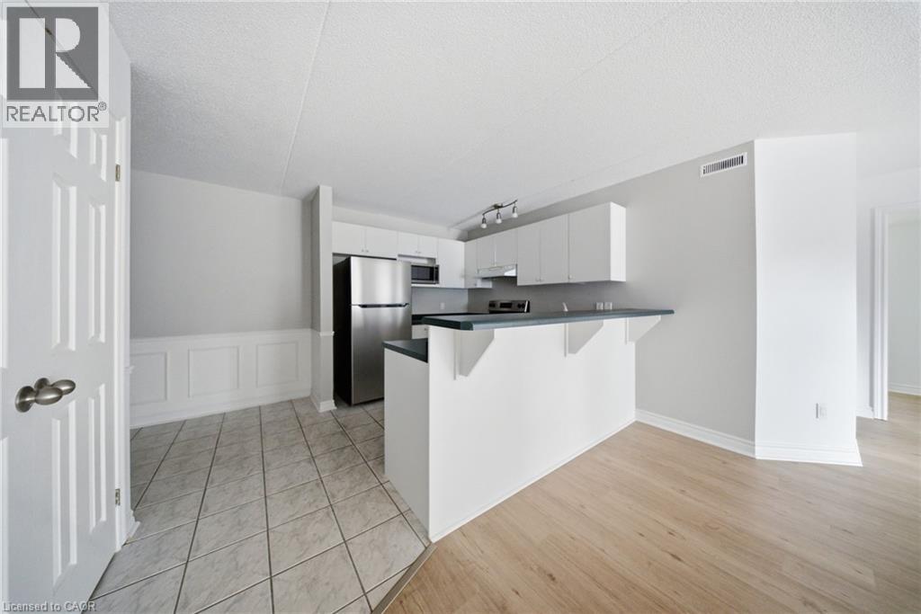 2040 Cleaver Avenue Unit# 202, Burlington, Ontario  L7M 4C4 - Photo 4 - 40853438