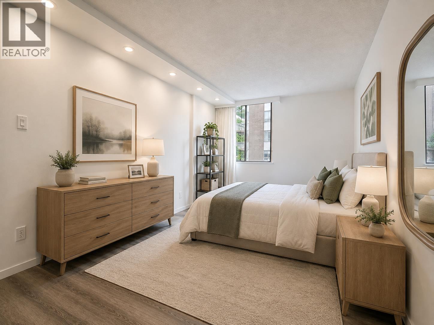 905 2016 Fullerton Avenue, North Vancouver, British Columbia  V7P 3E6 - Photo 4 - R3152086