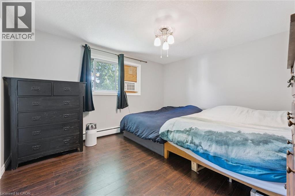 153 Fourth Avenue, Kitchener, Ontario  N2C 1P3 - Photo 17 - 40854392