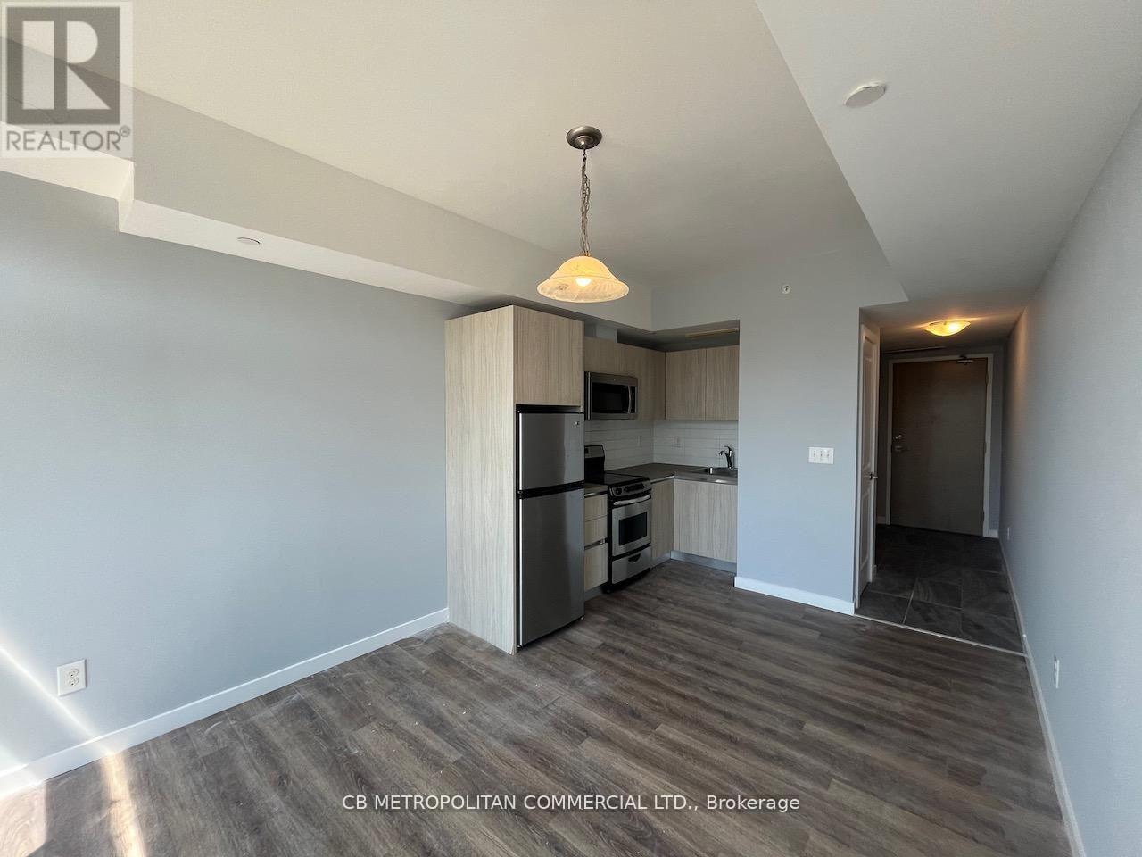105 - 335 College Street, Toronto, Ontario  M5T 1S2 - Photo 3 - C13658170