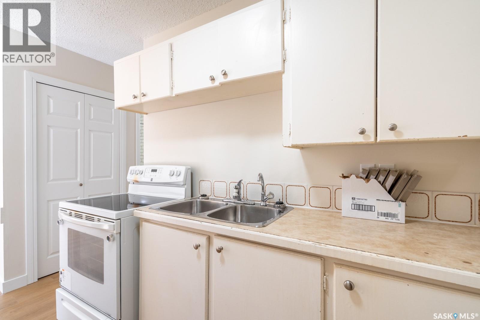 425 Lorne Street, Regina, Saskatchewan  S4R 2J5 - Photo 10 - SK045149