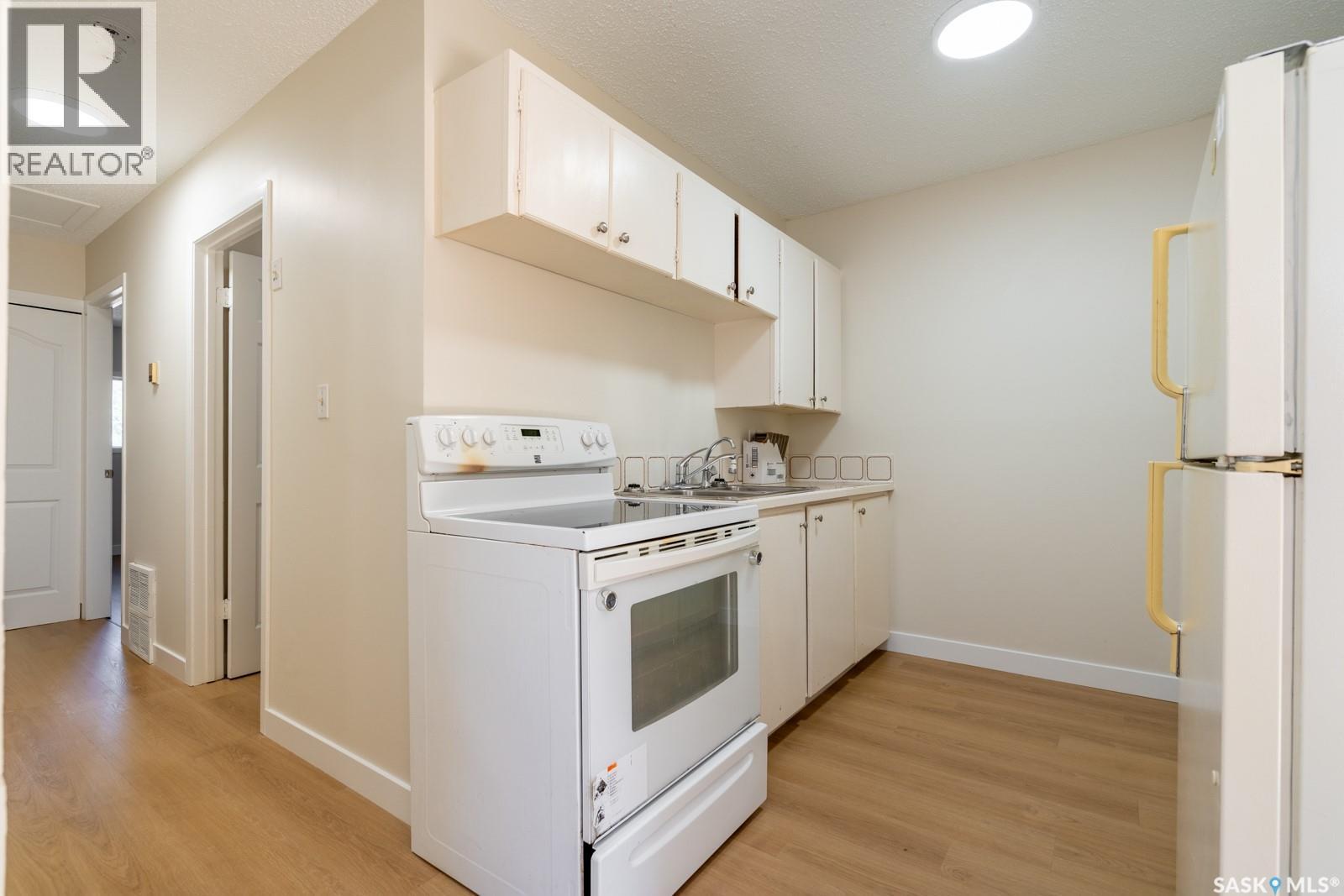 425 Lorne Street, Regina, Saskatchewan  S4R 2J5 - Photo 8 - SK045149